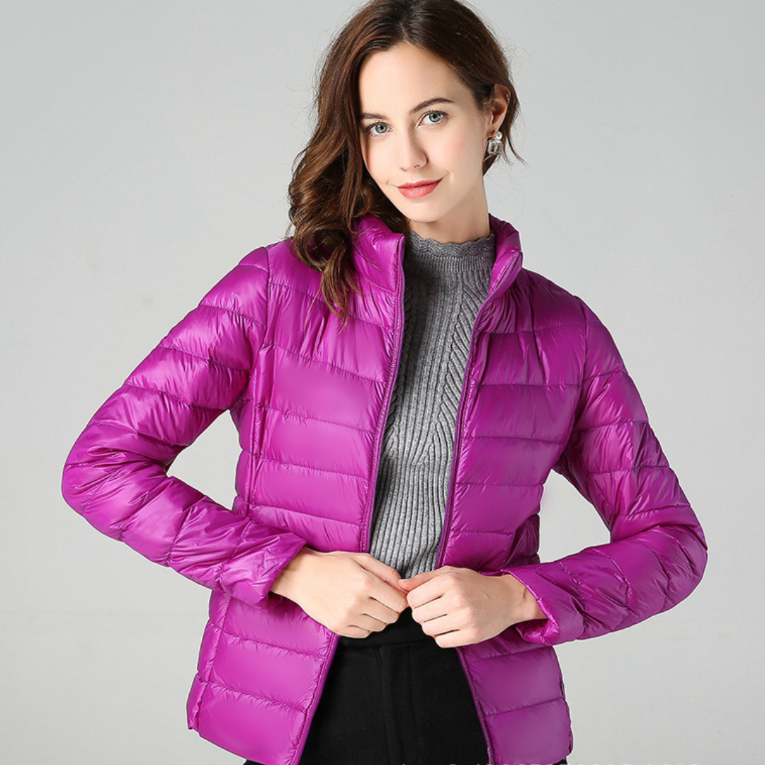 Mysa™ | Chaqueta de plumas ultral ligera con sofisticados pliegues