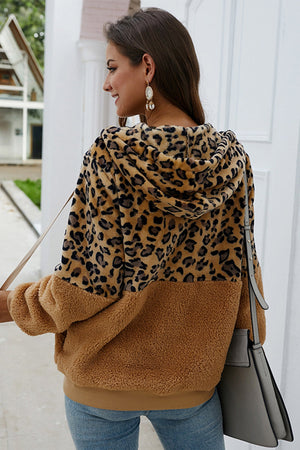 Sudadera con Cremallera y Estampado de Leopardo