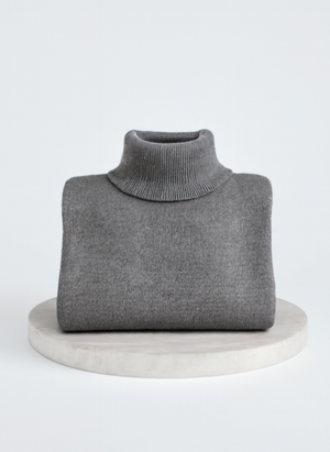 LIVia | SUÉTER DE CUELLO ALTO ELEGANTE