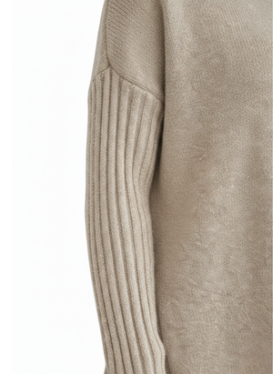 LIVia | SUÉTER DE CUELLO ALTO ELEGANTE