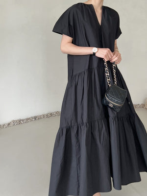 Vestido midi a capas Hannah