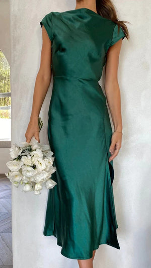 Vestido Midi Elegancia Etérea