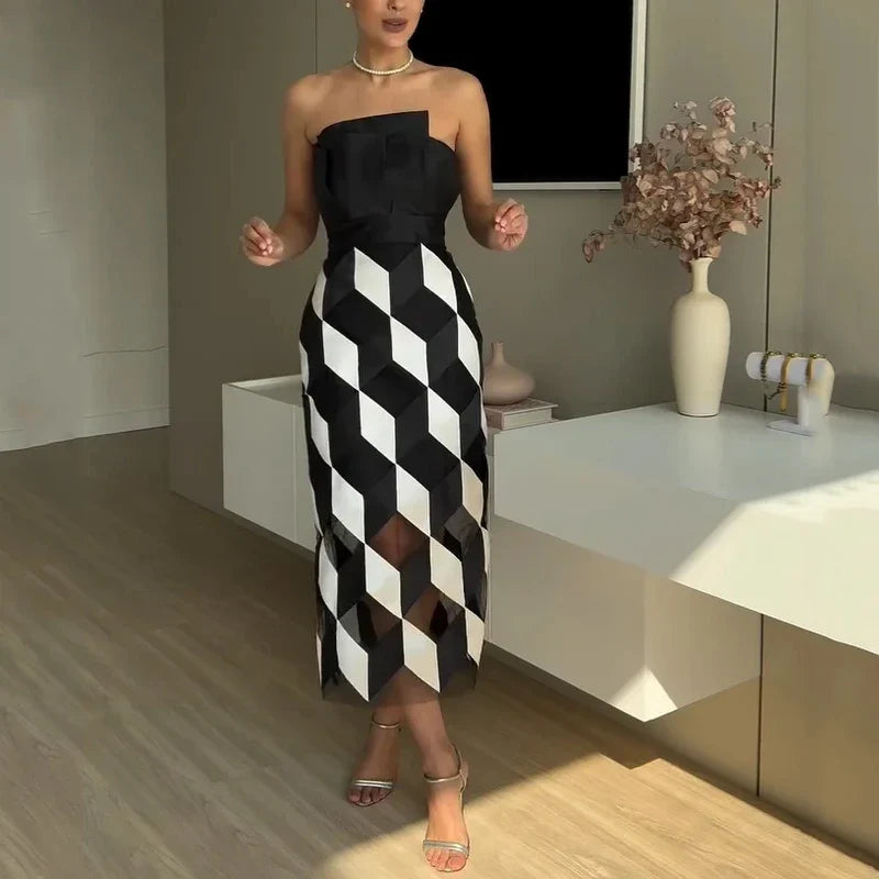 Vestido Midi Strapless con Estampado Geométrico – Elegancia Moderna para Eventos