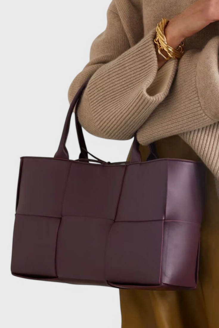 Bolso de hombro trenzado, clásico y elegante