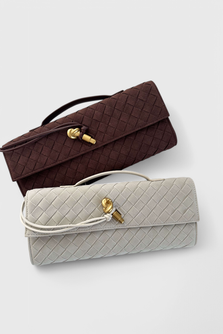 Bolso de hombro de ante, elegancia atemporal