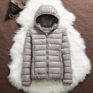 Dainna™ | Chaqueta Ligera de Plumas